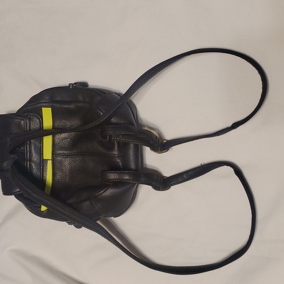 Leather ST JOHN'S BAY BACK PACK OR SLING STYLE. - Picture 4 of 12